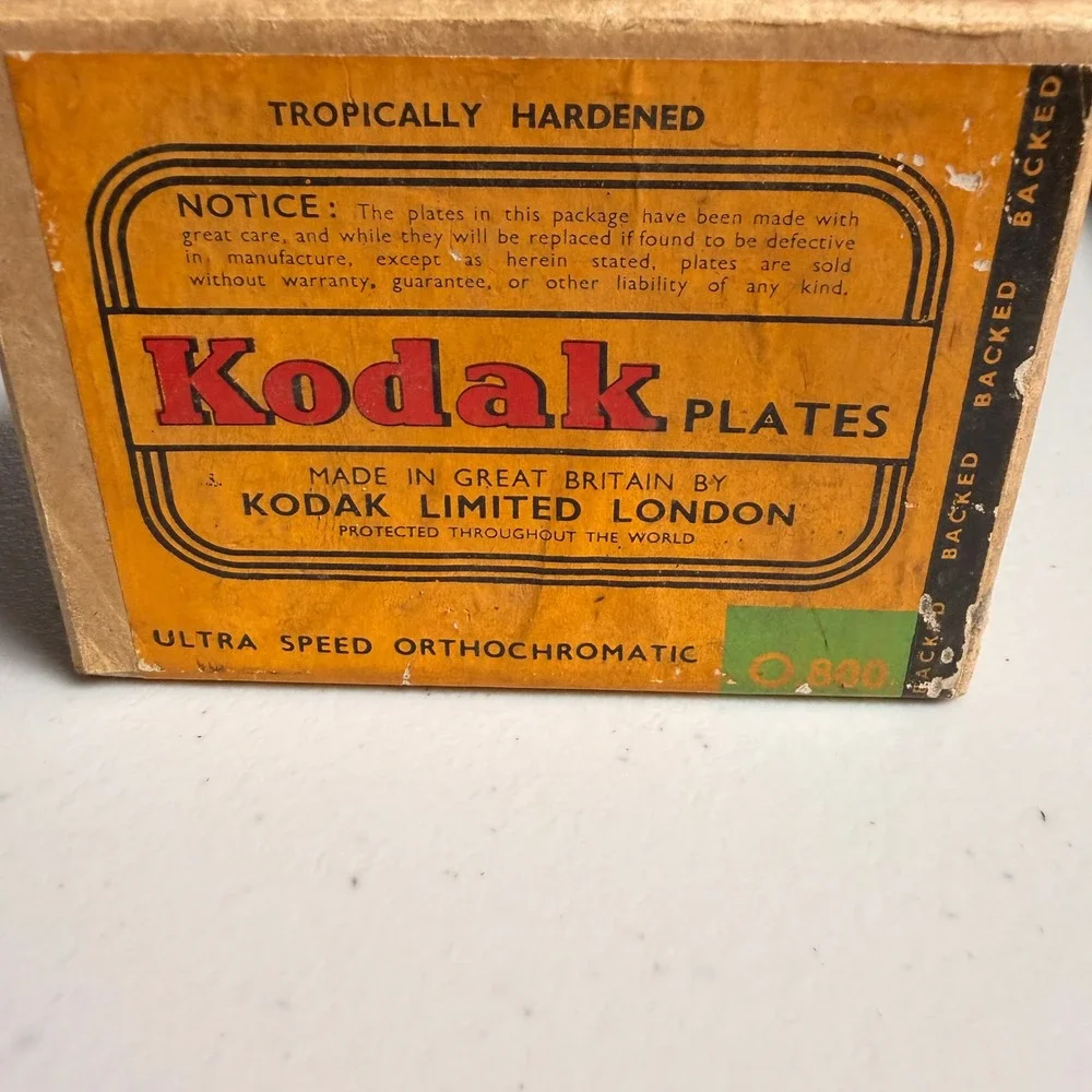 Kodak Vintage Plates 3.5x2.5 Orthochromatic Panchro-Press Lot of 2 Yellow Red